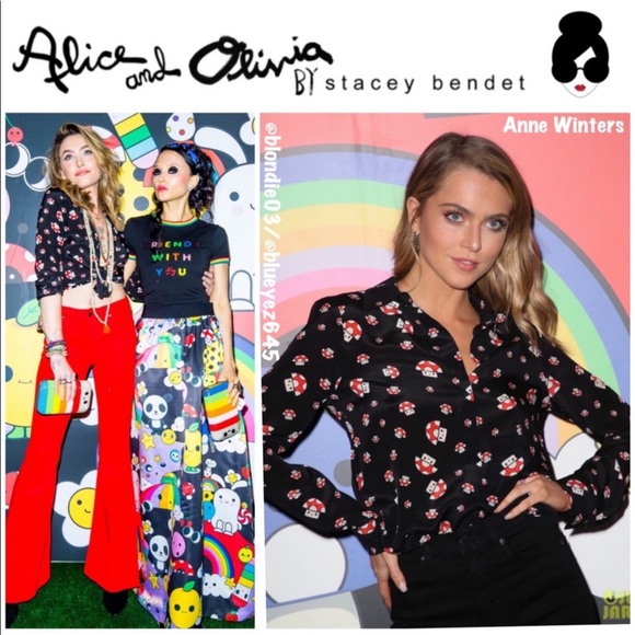 Alice + Olivia Tops - Alice + Olivia “Willa” mushroom placket top S